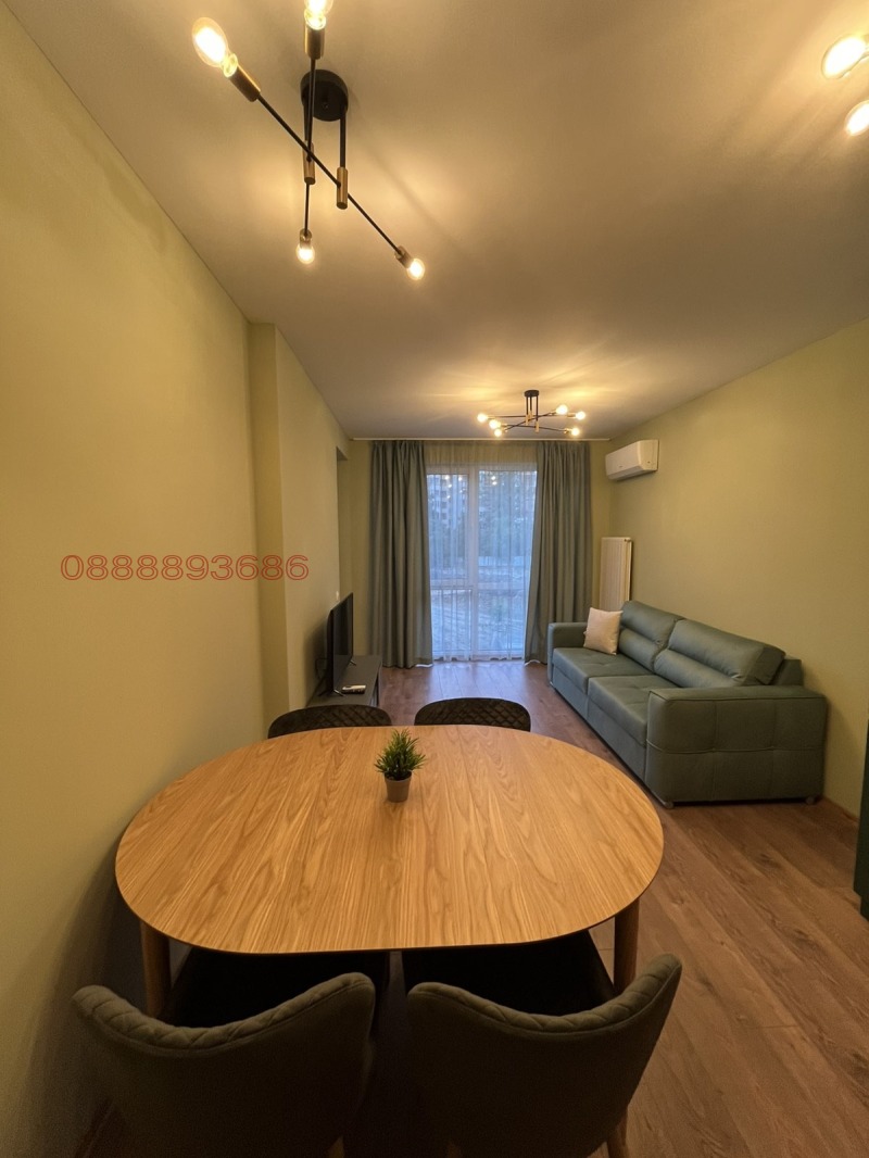 Zu vermieten  2 Schlafzimmer Sofia , Zona B-18 , 99 qm | 17078157 - Bild [2]