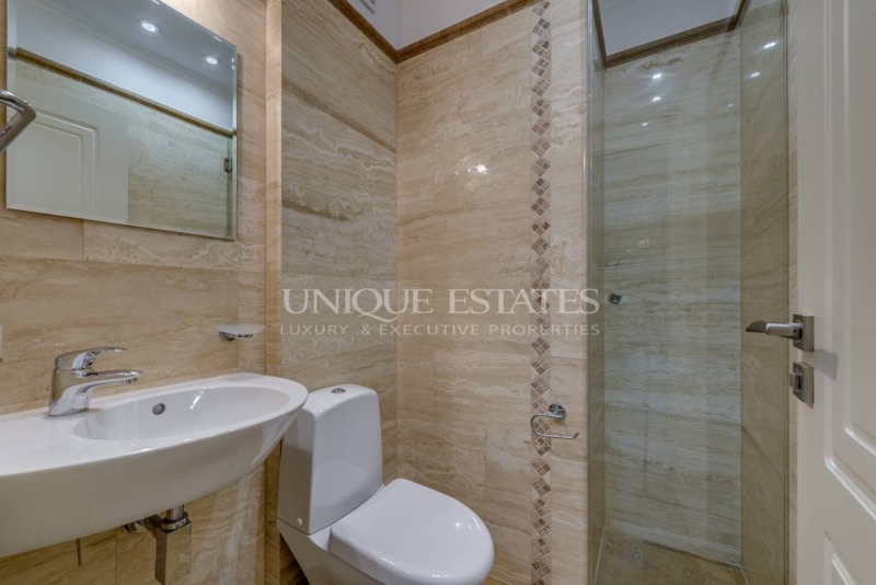 Дава под наем 3-СТАЕН, гр. София, Лозенец, снимка 8 - Апартаменти - 53452564