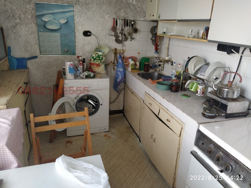 Дава под наем ЕТАЖ ОТ КЪЩА, гр. Кърджали, Боровец, снимка 7 - Етаж от къща - 52785127