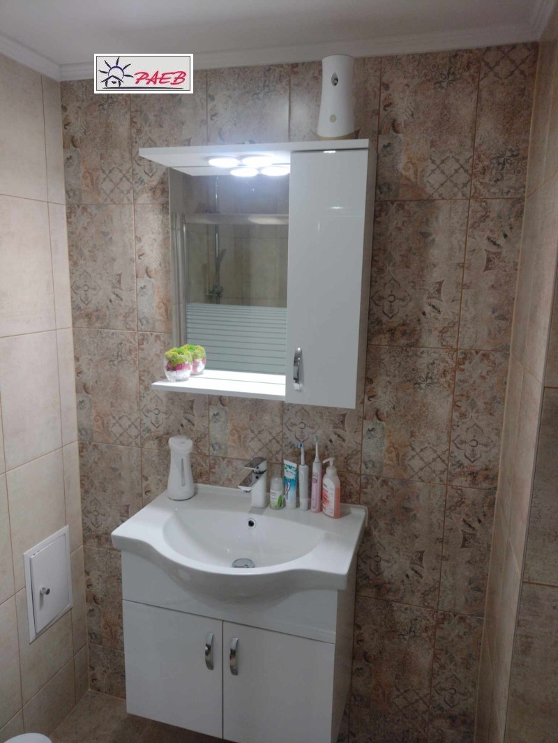 Дава под наем 2-СТАЕН, гр. Русе, Здравец Изток, снимка 16 - Апартаменти - 52853592