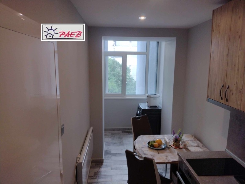 Дава под наем 2-СТАЕН, гр. Русе, Здравец Изток, снимка 2 - Апартаменти - 52853592