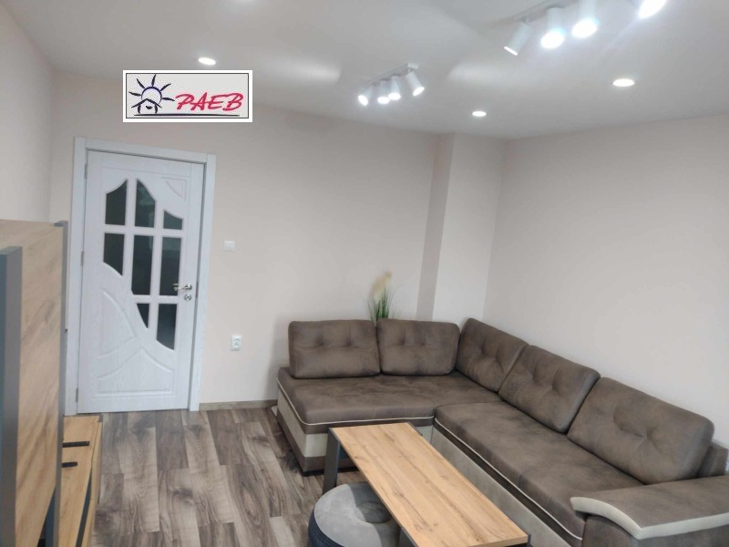 Дава под наем 2-СТАЕН, гр. Русе, Здравец Изток, снимка 5 - Апартаменти - 52853592