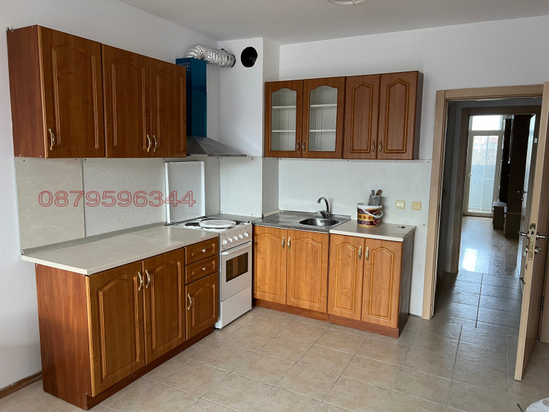 Дава под наем 3-СТАЕН, гр. Бургас, Лазур, снимка 2 - Апартаменти - 52796329