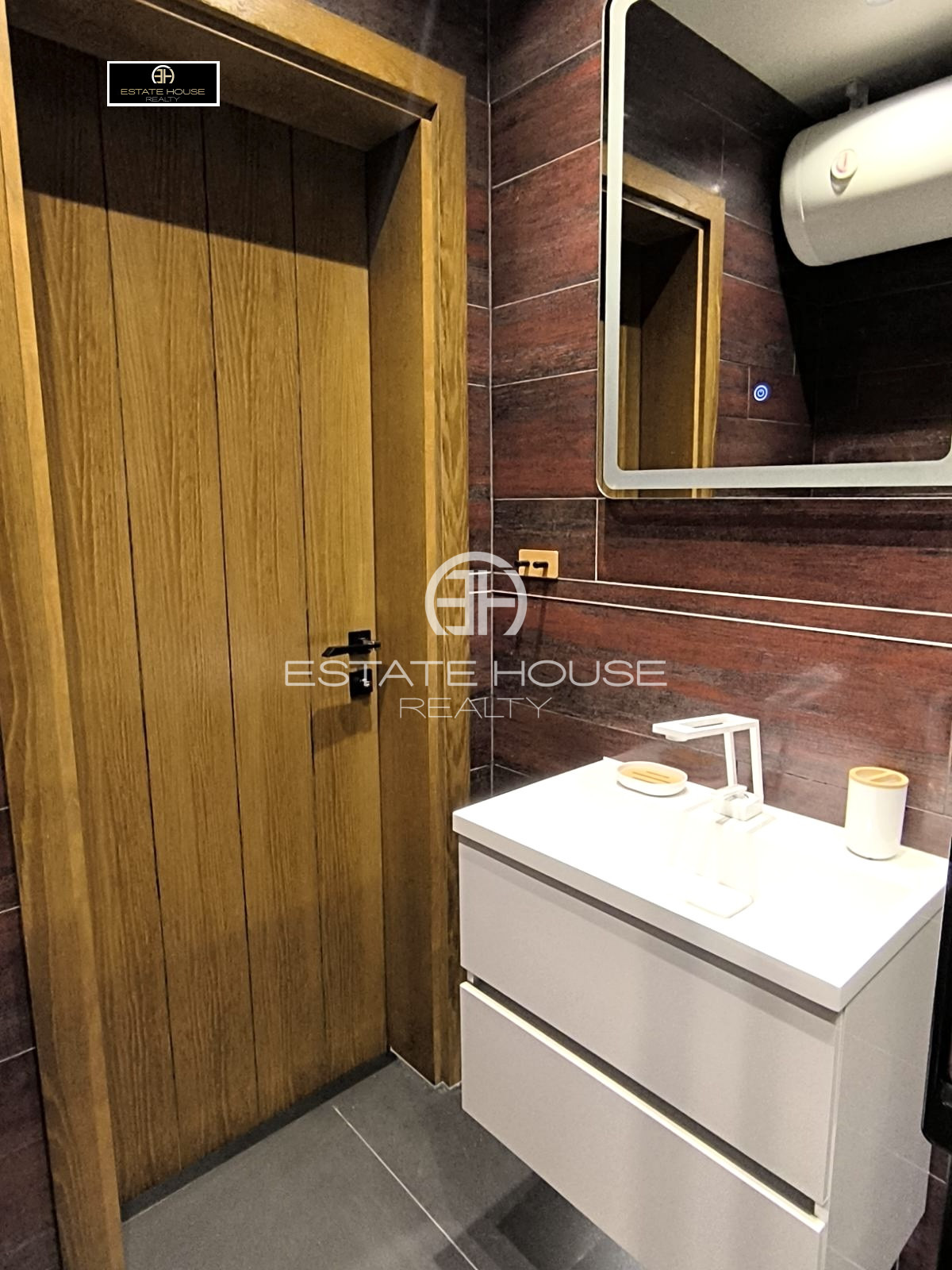 Дава под наем 2-СТАЕН, гр. София, Лозенец, снимка 8 - Апартаменти - 54251375