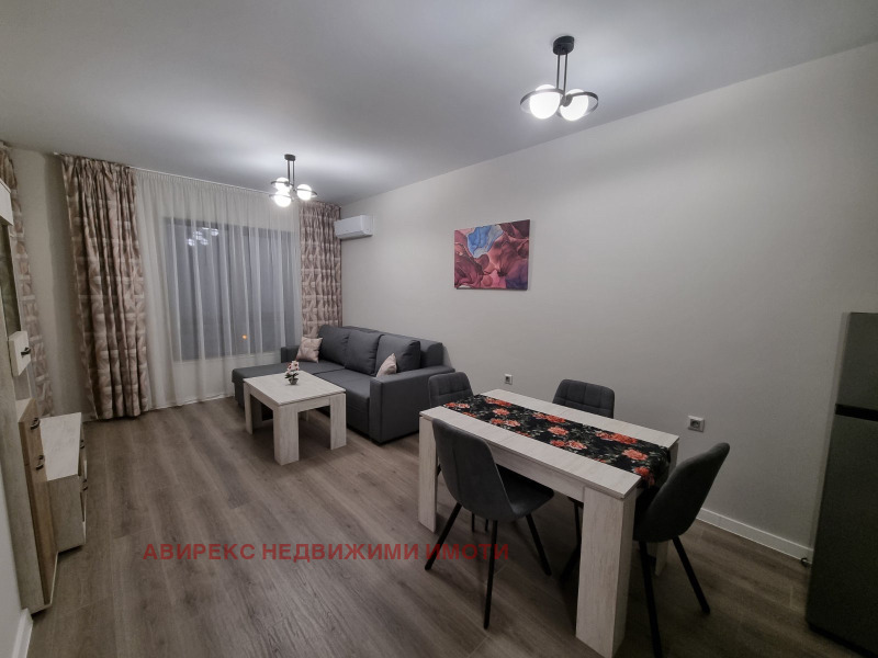 Kiadó  1 hálószoba Plovdiv , Gagarin , 69 négyzetméter | 90250823