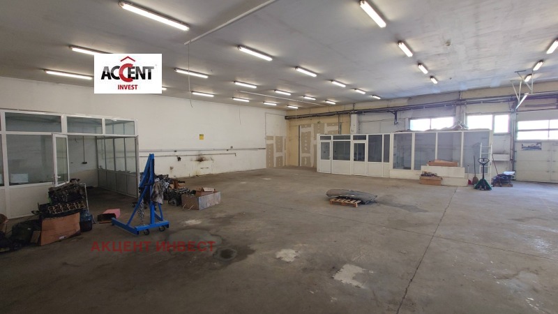 Дава под наем СКЛАД, гр. Варна, Трошево, снимка 8 - Складове - 53268879