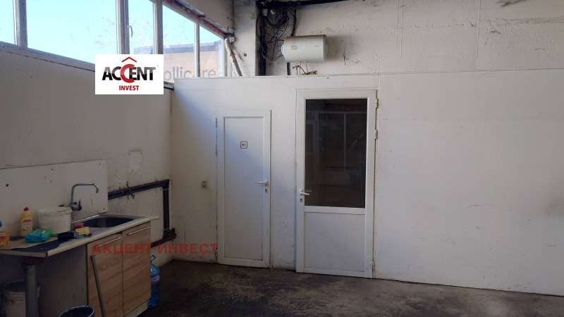 Дава под наем СКЛАД, гр. Варна, Трошево, снимка 4 - Складове - 53268879