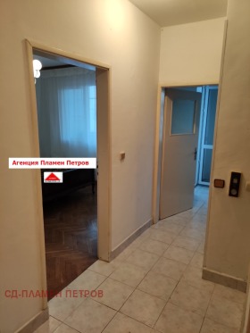 1 Schlafzimmer Dobrudschanski, Schumen 7