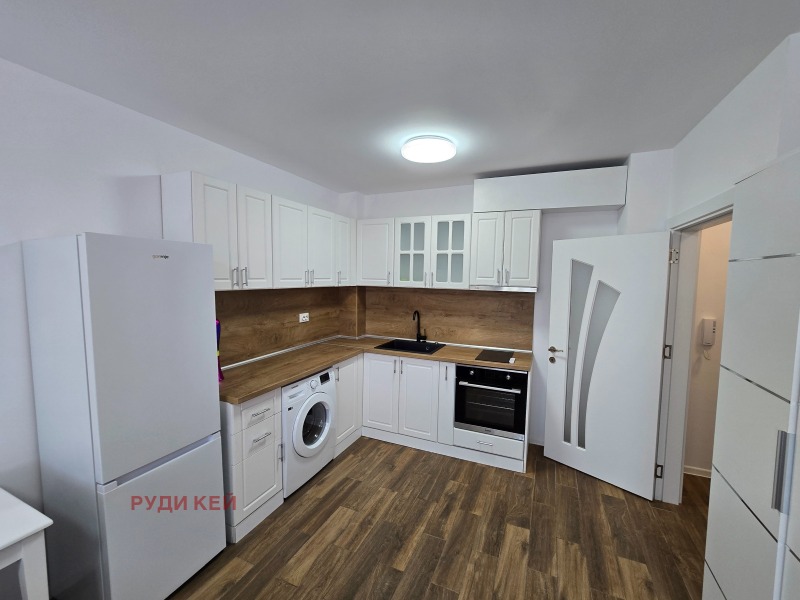 De inchiriat  Studio Varna , c.c. Sv.Sv. Constantin i Elena , 42 mp | 12416591