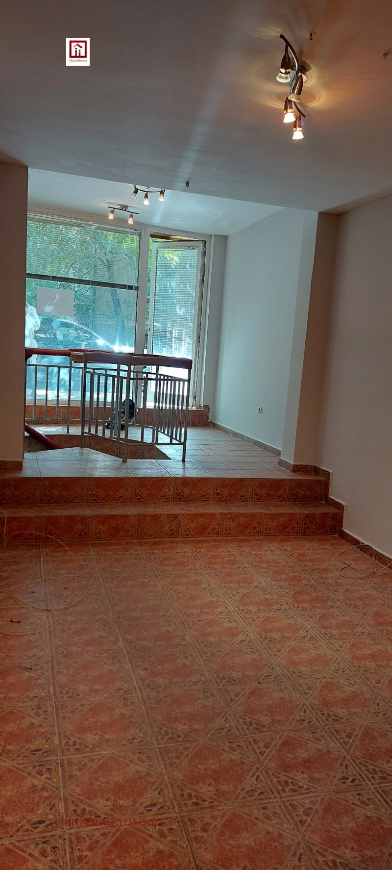 Дава под наем ОФИС, гр. София, Медицинска академия, снимка 2 - Офиси - 52477101