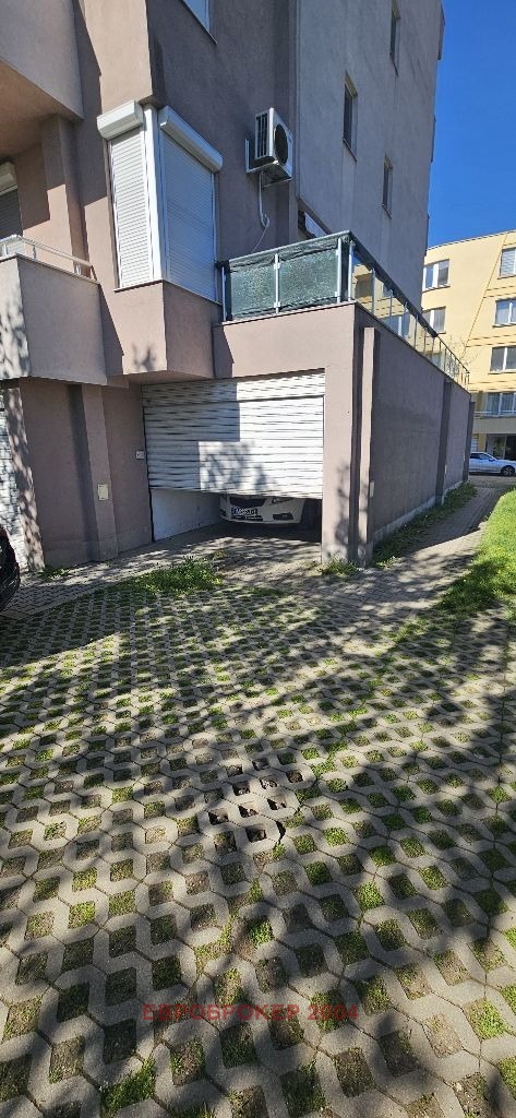 Дава под наем ГАРАЖ, ПАРКОМЯСТО, гр. София, Кръстова вада, снимка 2 - Гаражи и паркоместа - 54560956