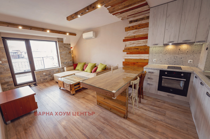 Дава под Наем 3-СТАЕН в град Варна, Левски 2 - 97 кв.м / 760 € » 1 486.43 лв., ВАРНА ХОУМ ЦЕНТЪР