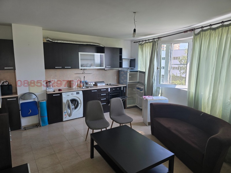 Дава под нем  2-стаен, град София, Дружба 2 •  550 EUR • ID 69717387 — holmes.bg - [1] 