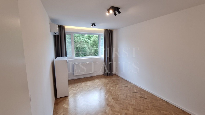 Kiadó  2 hálószobás Sofia , Iztok , 106 négyzetméter | 14209971 - kép [9]