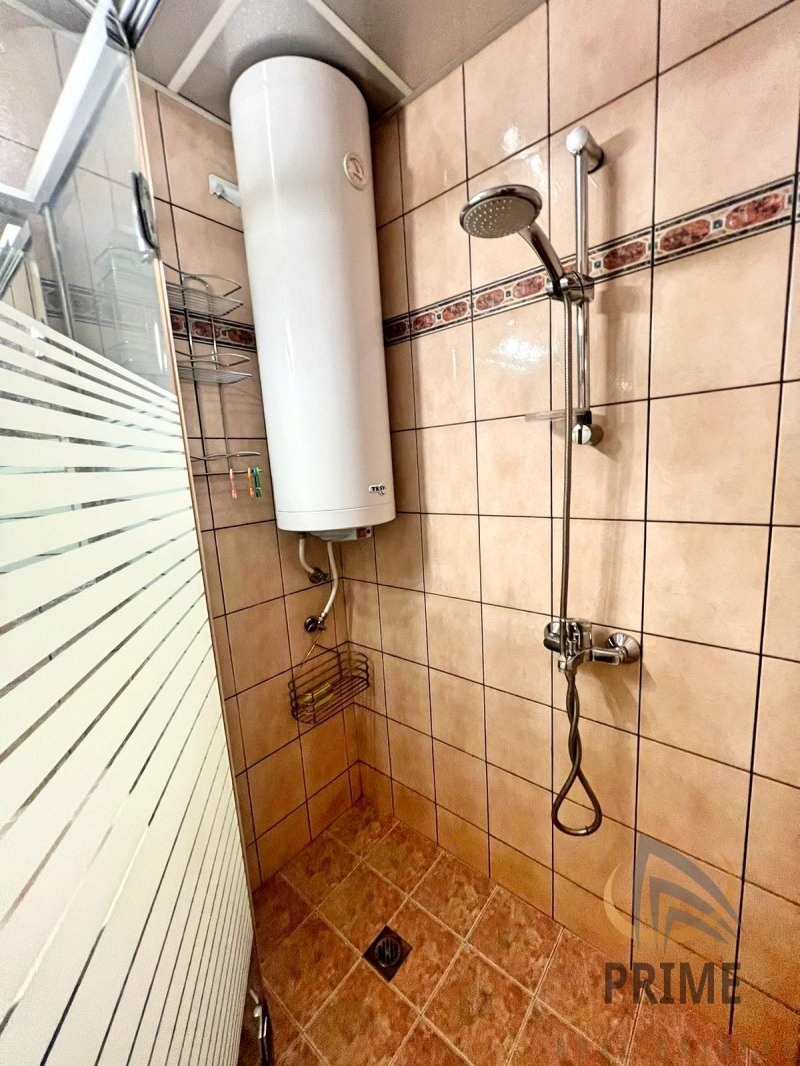 En renta  2 dormitorios Burgas , Lazur , 100 metros cuadrados | 75635699 - imagen [11]