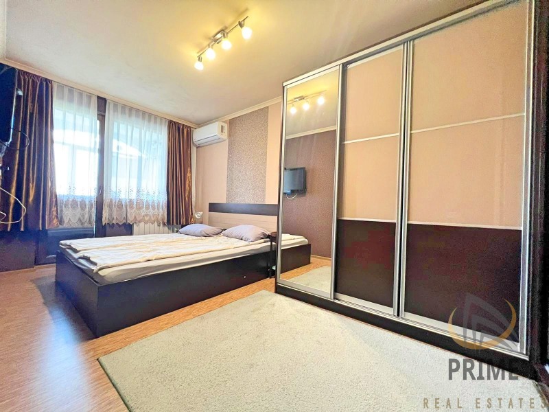 En renta  2 dormitorios Burgas , Lazur , 100 metros cuadrados | 75635699 - imagen [8]