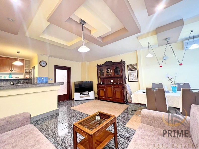 En renta  2 dormitorios Burgas , Lazur , 100 metros cuadrados | 75635699 - imagen [3]