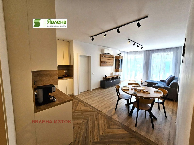 Дава под нем  2-стаен, град София, Дианабад •  800 EUR • ID 37734985 — holmes.bg - [1] 