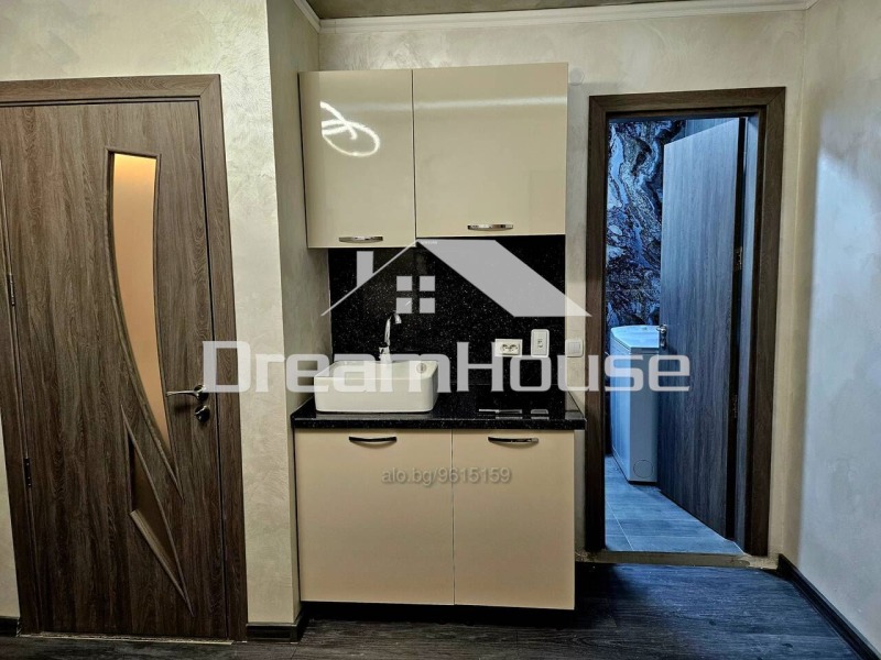 Дава под наем  2-стаен град Пловдив , Кършияка , 50 кв.м | 83077493 - изображение [2]