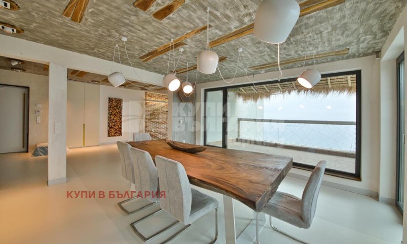Vuokrattavana  3 makuuhuonetta Varna , Briz , 200 neliömetriä | 68146717