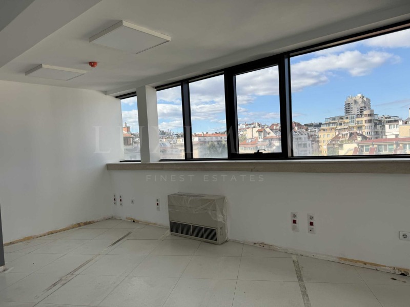 Para alugar  Escritório Sofia , Hladilnika , 156 m² | 67491555 - imagem [5]