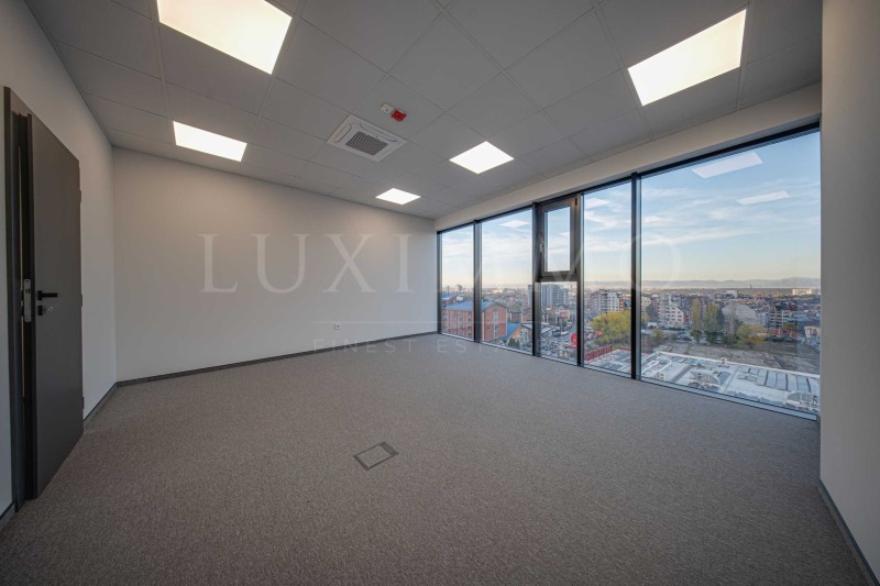 Дава под наем ОФИС, гр. София, Малинова долина, снимка 12 - Офиси - 50792005