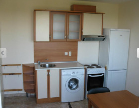Studio Ovtsja kupel, Sofia