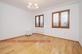 2 ložnice Centar, Sofia 9