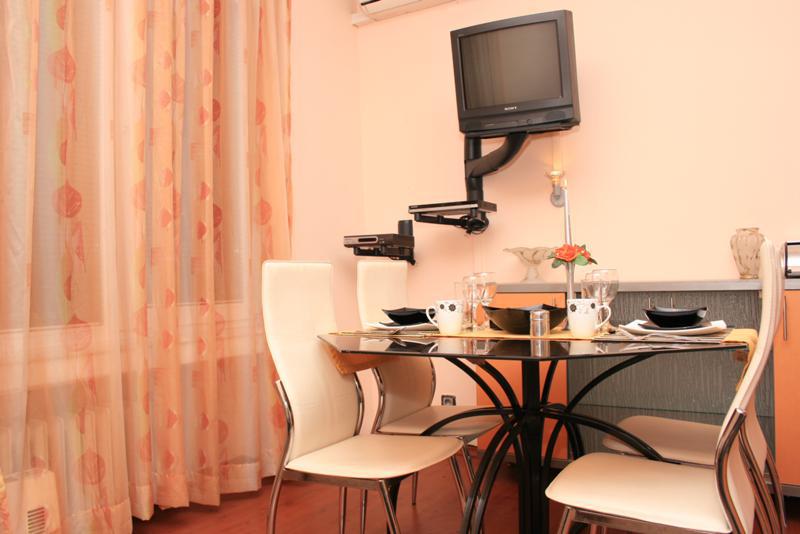 Дава под наем 2-СТАЕН, гр. София, Банишора, снимка 3 - Апартаменти - 52922718