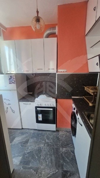 Дава под наем 3-СТАЕН, гр. Бургас, Лазур, снимка 3 - Апартаменти - 53988701