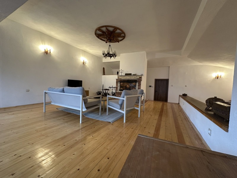 De inchiriat  Casa Sofia , Bistrița , 320 mp | 46647125 - imagine [2]