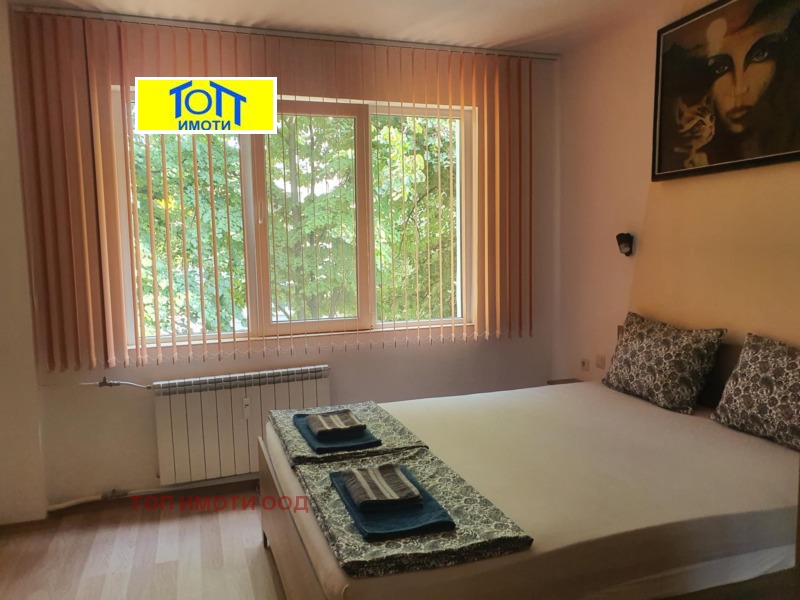 Дава под Наем 2-СТАЕН в град Русе, Център - 70 кв.м / 100 € » 195.58 лв., ТОП ИМОТИ ООД