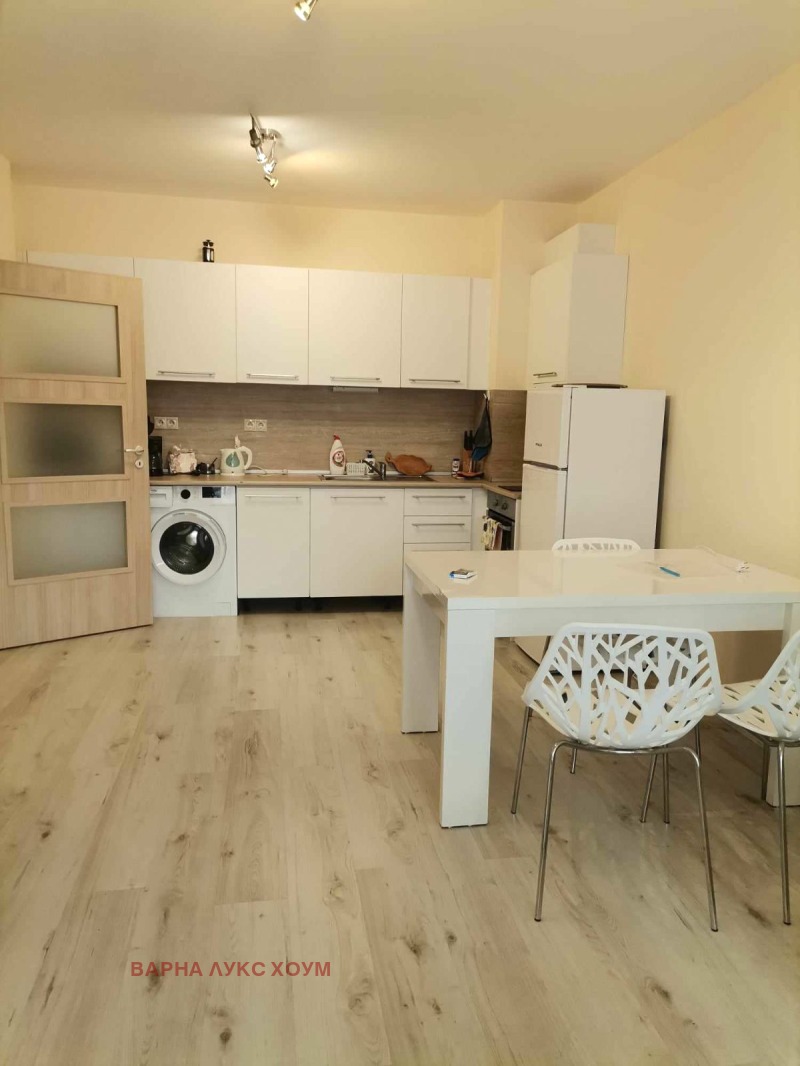 Под наем 2-СТАЕН, град Варна, Аспарухово • 550 € / 1075.71 лв. • 41921977 1
