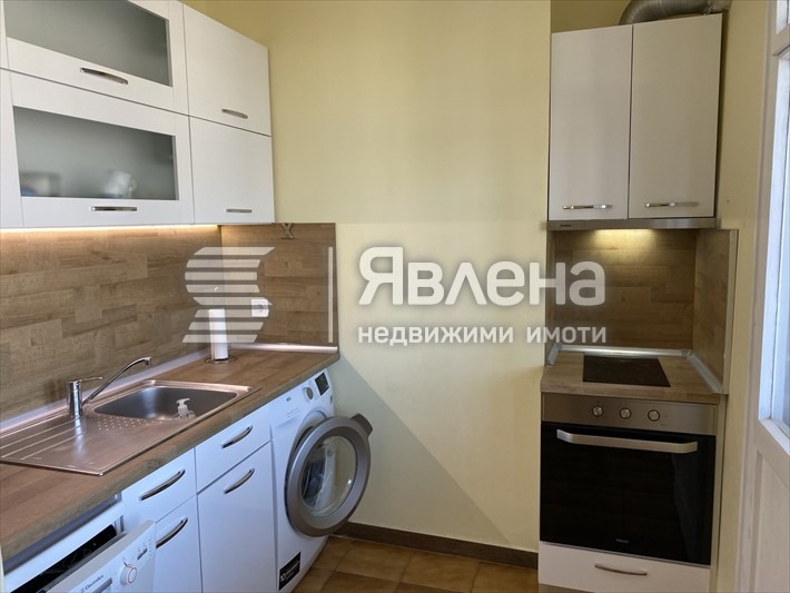 Дава под наем 3-СТАЕН, гр. София, Оборище, снимка 3 - Апартаменти - 54033301