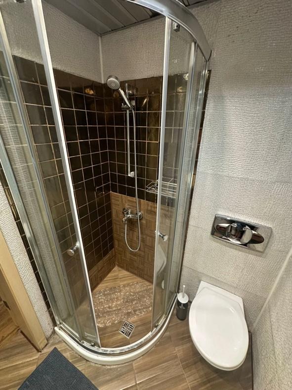 Издаје се  2 спаваће собе Софија , Центар , 94 м2 | 75612299 - слика [10]