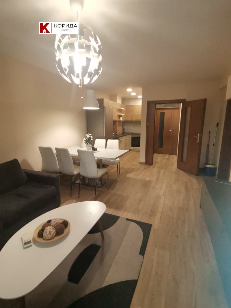 Дава под наем 4-СТАЕН, гр. София, Център, снимка 13 - Апартаменти - 52652248