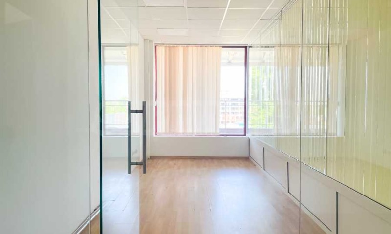 В оренду  Офіс София , Дружба 1 , 144 кв.м | 51602351
