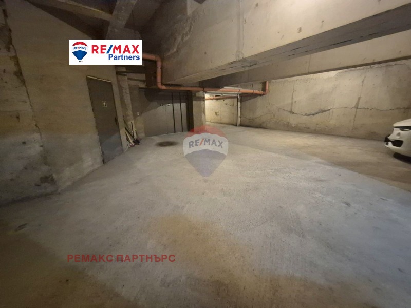 Kiadó  Parkolóhely Varna , Pogrebi , 14 négyzetméter | 29931167 - kép [2]