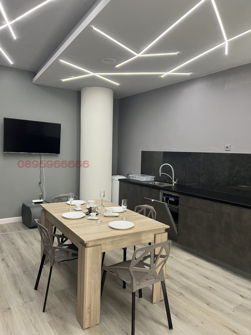 Дава под наем  2-стаен град София , Витоша , 85 кв.м | 84611332 - изображение [12]