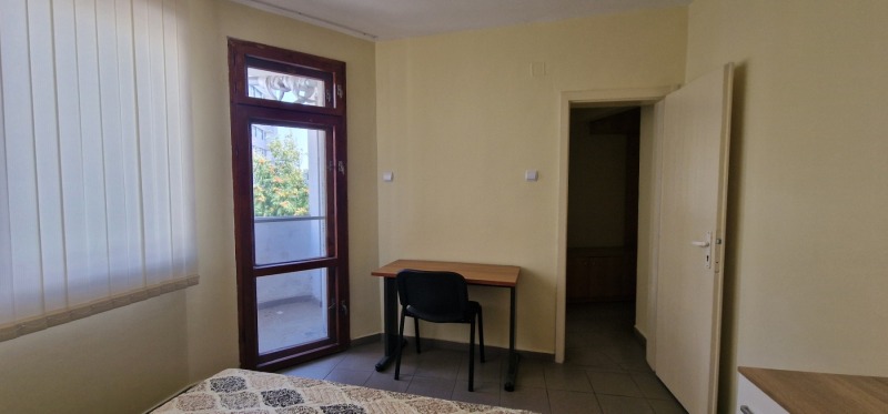 Do wynajęcia  1 sypialnia Plowdiw , Centar , 65 mkw | 51486352 - obraz [2]