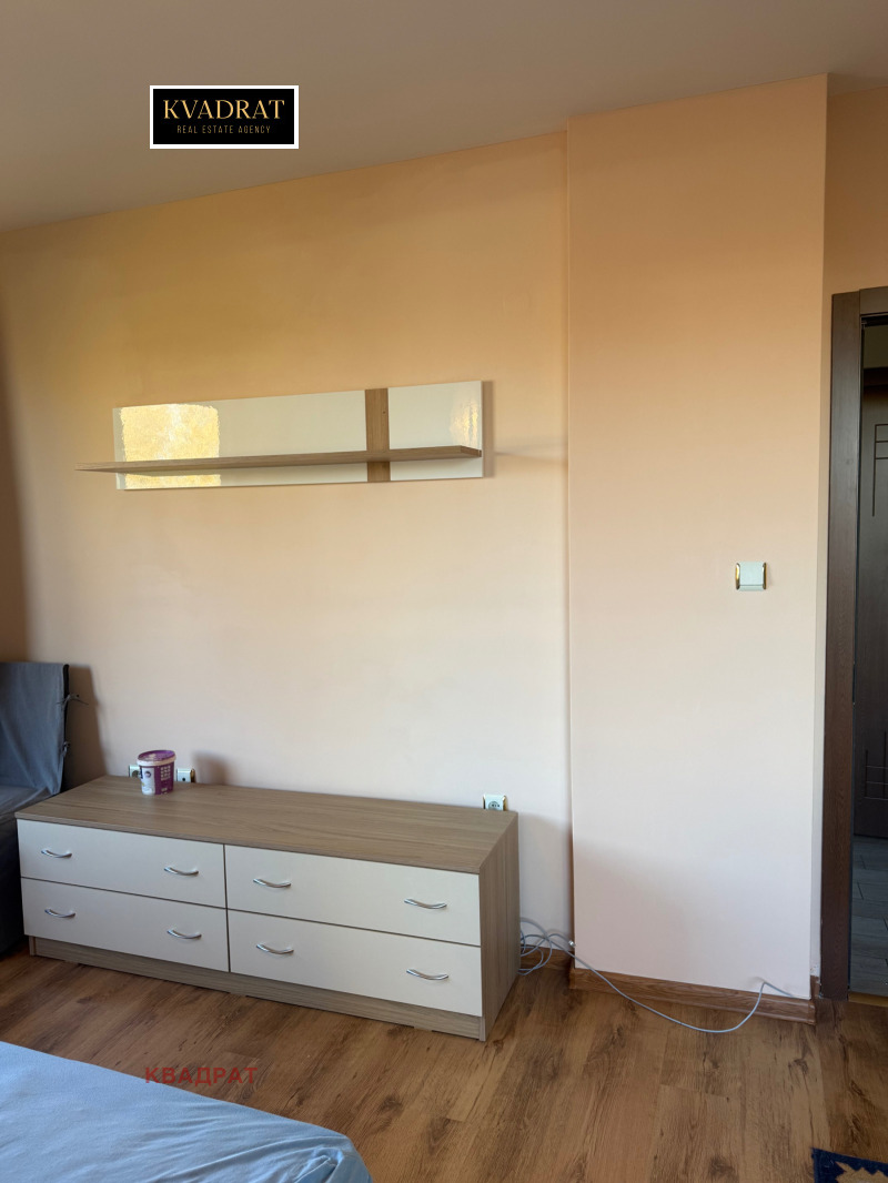 Дава под наем 4-СТАЕН, гр. София, Бъкстон, снимка 4 - Апартаменти - 52438940