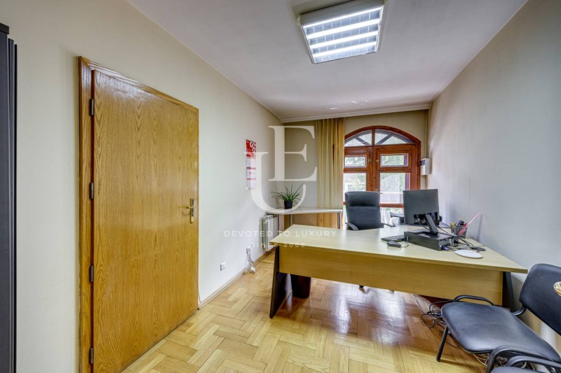 Zu vermieten  3+ Schlafzimmer Sofia , Zentar , 200 qm | 32175145 - Bild [5]
