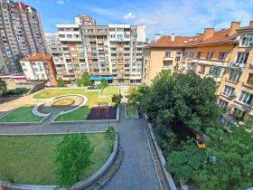 Studio Tsentar, Sofia 8