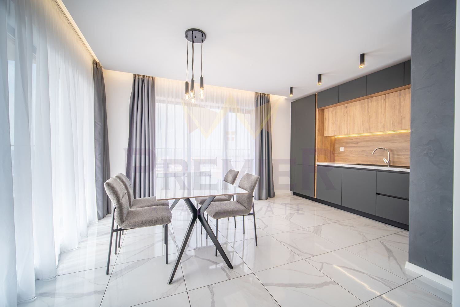 Дава под наем 3-СТАЕН, гр. Варна, м-т Пчелина, снимка 2 - Апартаменти - 54203769