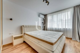 4-стаен град София, Манастирски ливади 8