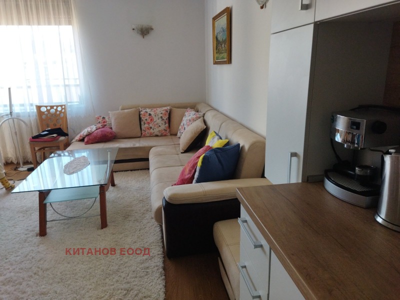 De inchiriat  1 dormitor Blagoevgrad , Zapad , 55 mp | 41660222