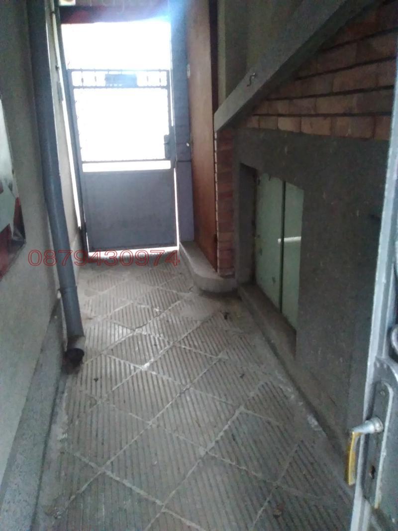 Дава под наем МАГАЗИН, гр. Варна, Колхозен пазар, снимка 8 - Магазини - 52769896