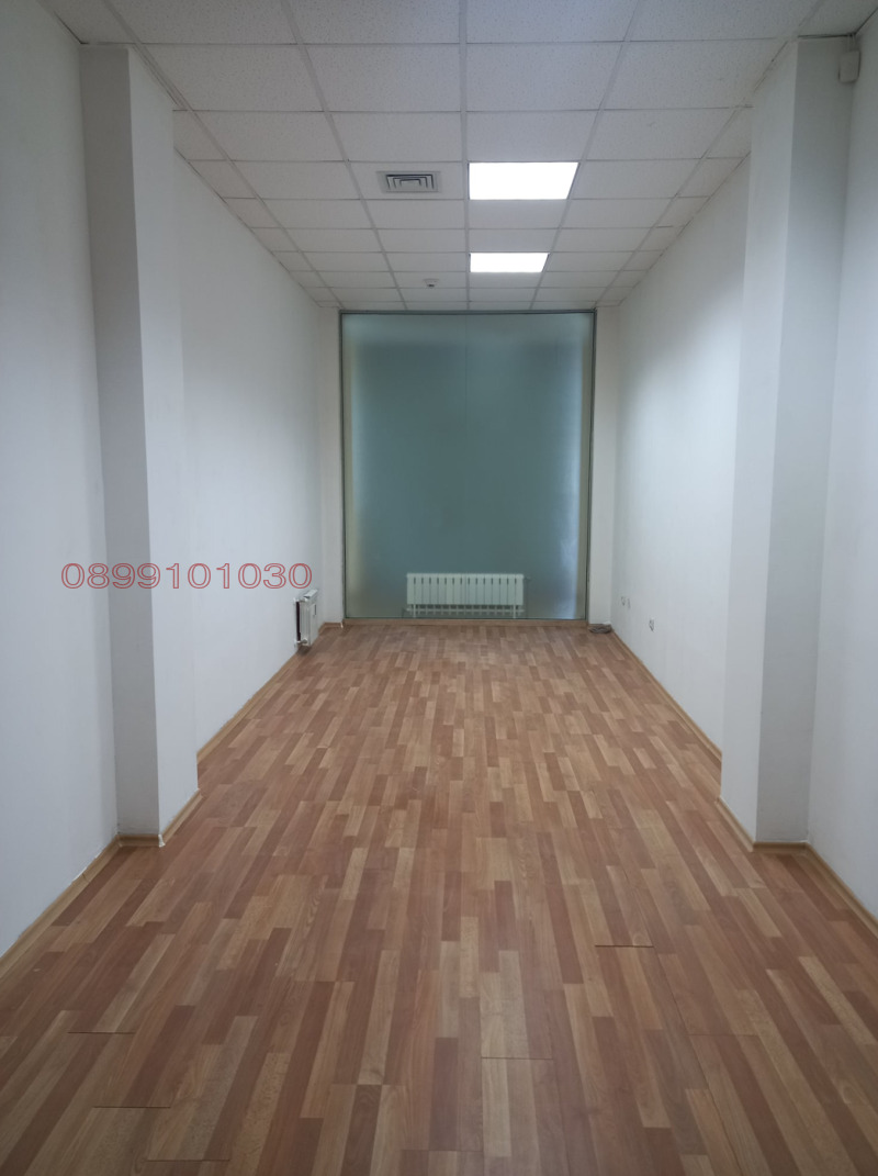 Da affittare  Negozio Sofia , Mladost 1A , 36 mq | 69578191