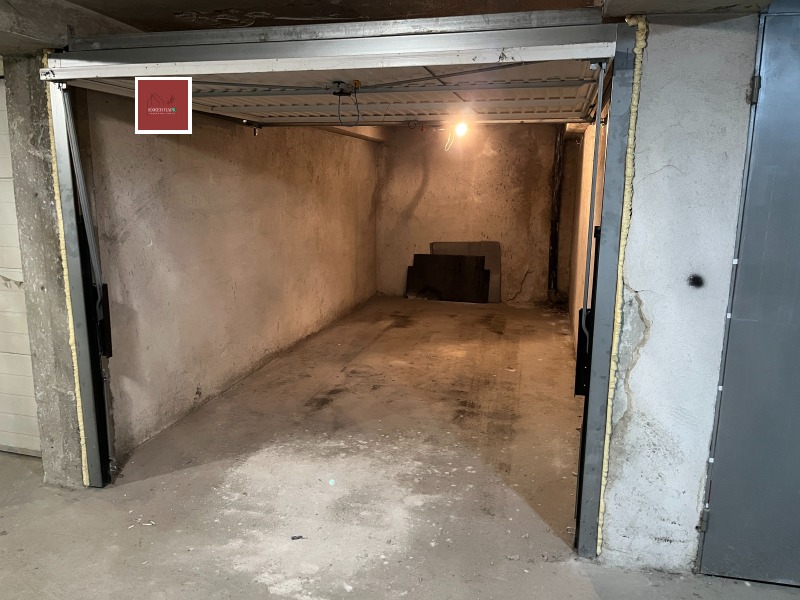 Da affittare  Box auto Sofia , Hladilnika , 15 mq | 18459072