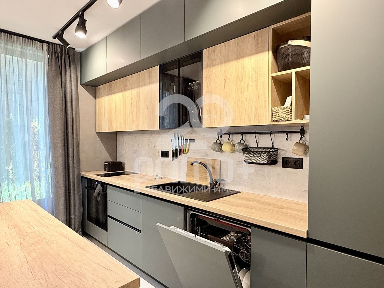 Дава под наем 3-СТАЕН, гр. София, Лозенец, снимка 7 - Апартаменти - 53869638